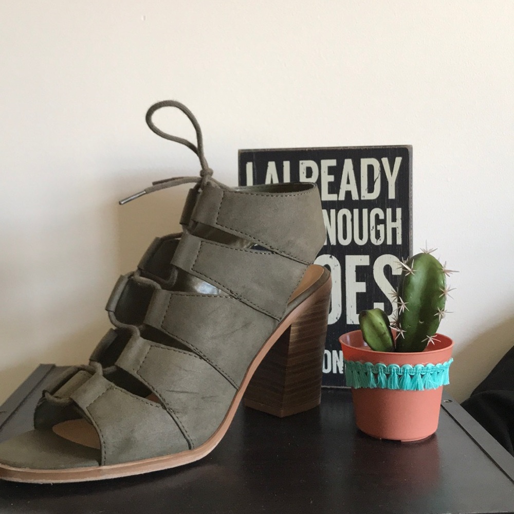 Soda Heels - Picture 2 of 4